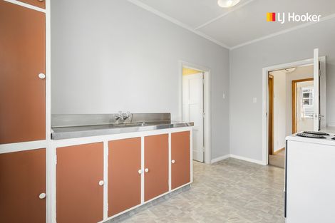 Photo of property in 52 Puketai Street, Andersons Bay, Dunedin, 9013