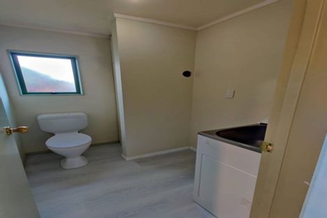 Photo of property in 50a Longburn Road, Henderson, Auckland, 0610