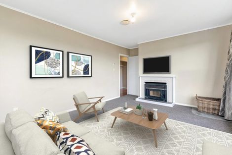 Photo of property in 48 Hereford Street, Cannons Creek, Porirua, 5024