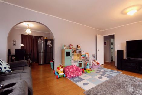 Photo of property in 1/78 Highland Park Drive, Highland Park, Auckland, 2010