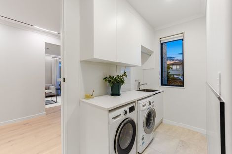 Photo of property in 7 Headsail Drive, Long Bay, Auckland, 0630