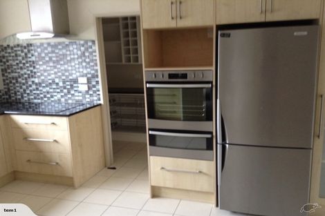 Photo of property in 5 Hunt Lane, Avondale, Christchurch, 8061