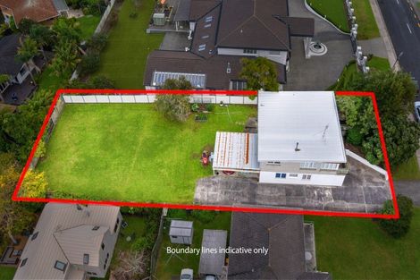 Photo of property in 67 Beach Road, Mellons Bay, Auckland, 2014
