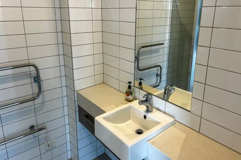 Photo of property in Bella Vista, 2d/84 Gunner Drive, Te Atatu Peninsula, Auckland, 0610