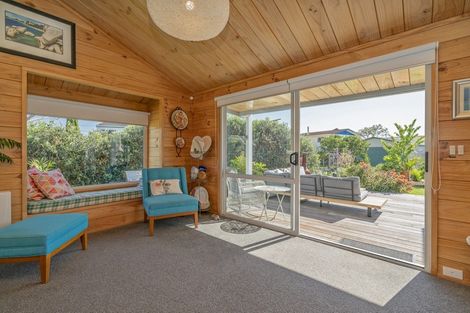 Photo of property in 9 Charles Green Drive, Cooks Beach, Whitianga, 3591