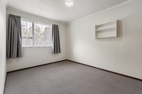 Photo of property in 8 Ashton Place, Highbury, Palmerston North, 4412