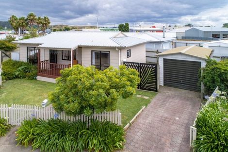 Photo of property in 1/40 Townshend Crescent, Greenmeadows, Napier, 4112