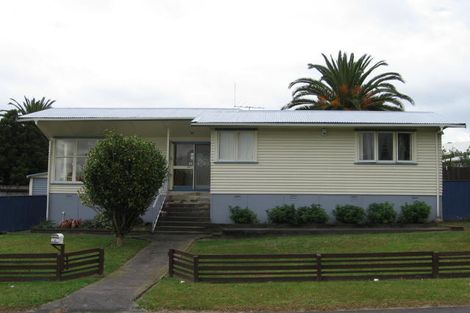 Photo of property in 23 Patts Avenue, Glendene, Auckland, 0602