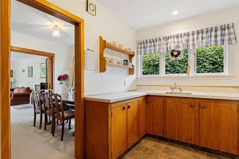 Photo of property in 249 Memorial Avenue, Burnside, Christchurch, 8053