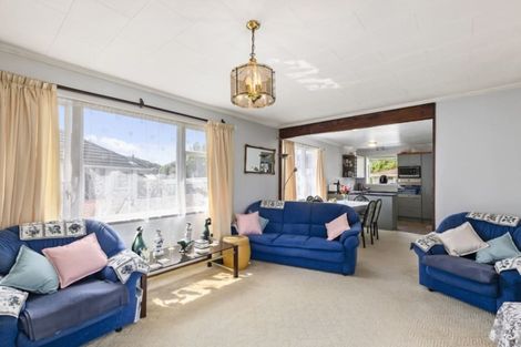 Photo of property in 22 Richard Grove, Stokes Valley, Lower Hutt, 5019