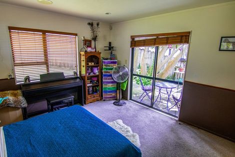 Photo of property in 2/25a Drake Street, Howick, Auckland, 2014