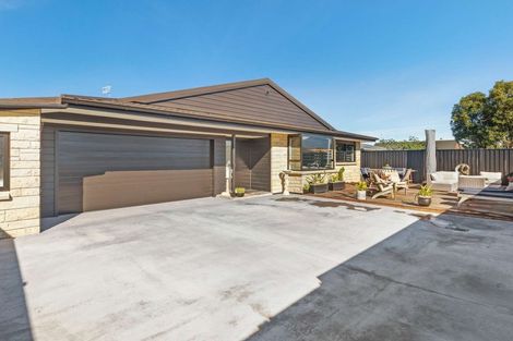 Photo of property in 6 Robertson Street, Glenholme, Rotorua, 3010