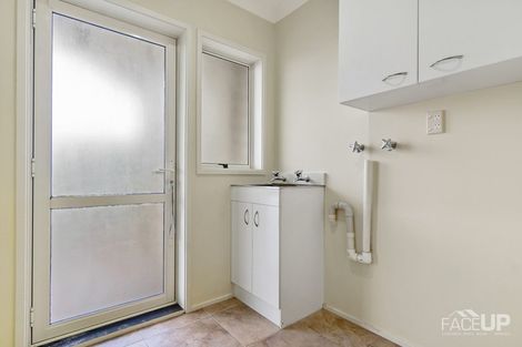 Photo of property in 4 Worthington Place, West Harbour, Auckland, 0618