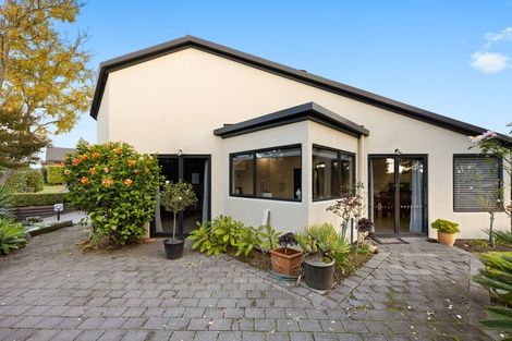 Photo of property in 25 Dallinger Street, St Andrews, Hamilton, 3200