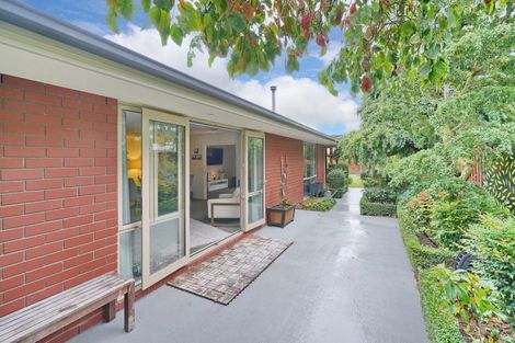 Photo of property in 4 Riverview Road, Rangiora, 7400