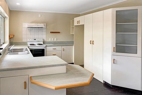 Photo of property in 16 Thelma Place, Lynmore, Rotorua, 3010