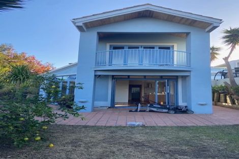 Photo of property in 1/83 East Coast Road, Castor Bay, Auckland, 0620