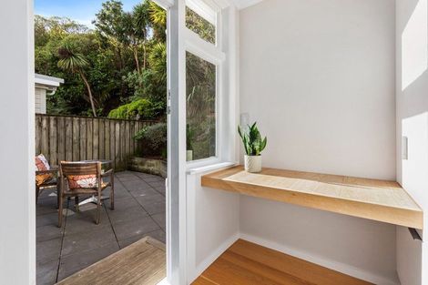 Photo of property in 81 Townsend Road, Miramar, Wellington, 6022