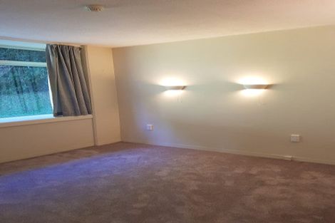 Photo of property in Jerningham Apartments, 20 Oriental Terrace, Oriental Bay, Wellington, 6011