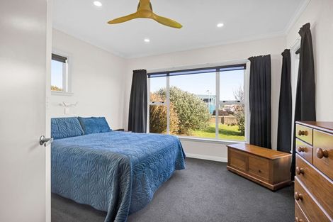 Photo of property in 114 Glover Road, Hawera, 4610
