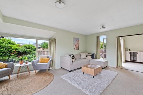 Photo of property in 1/8 Gatonby Place, Avonhead, Christchurch, 8042