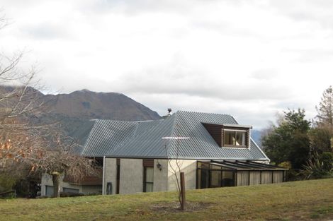 Photo of property in 35 Rata Street, Wanaka, 9305