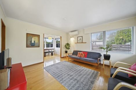 Photo of property in 2/3 Opal Avenue, Pakuranga, Auckland, 2010