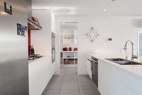 Photo of property in 73 Oceanview Road, Mount Maunganui, 3116