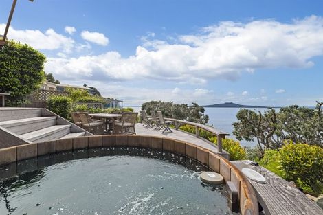 Photo of property in 1/3 Beach Road, Northcote Point, Auckland, 0627