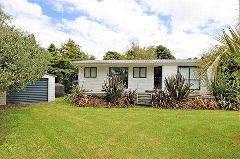 Photo of property in 10 Stingray Crescent, Whiritoa, Whangamata, 3691