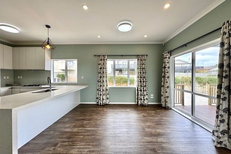 Photo of property in 152 Hill Road, The Gardens, Auckland, 2105