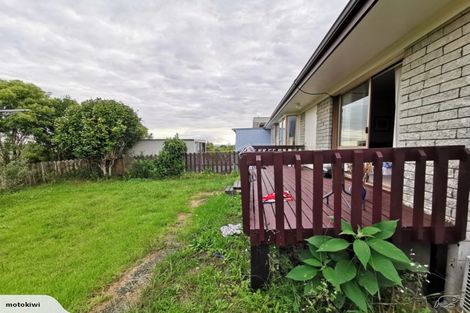 Photo of property in 2/17 Miramar Place, Pakuranga, Auckland, 2010