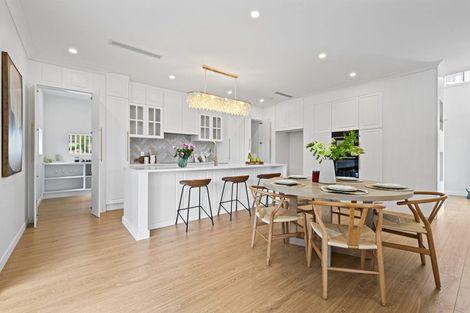 Photo of property in 38 Awanui Road, Red Beach, 0932