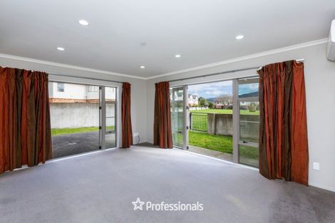Photo of property in 64 Evergreen Crescent, Trentham, Upper Hutt, 5018