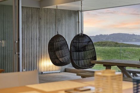 Photo of property in 25 Inanga Lane, Omaha, 0986