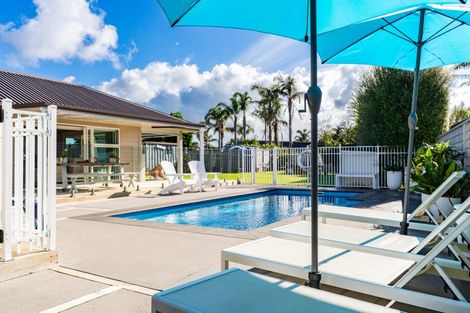 Photo of property in 56 Moir Point Road, Mangawhai Heads, Mangawhai, 0505