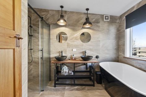 Photo of property in 18 Norton Street, Foxton Beach, Foxton, 4815