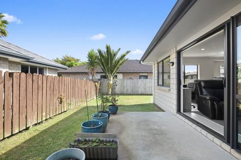 Photo of property in 102a Racecourse Road, Waiuku, 2123