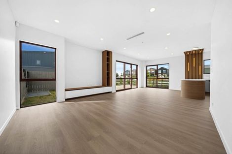 Photo of property in 49 Maungakaraka Road, Karaka, 2580