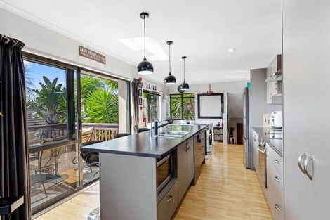 Photo of property in 66 Village Park Drive, Welcome Bay, Tauranga, 3112