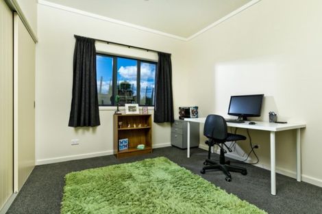 Photo of property in 123 Taiapa Valley Road, Muriwai, Waimauku, 0881