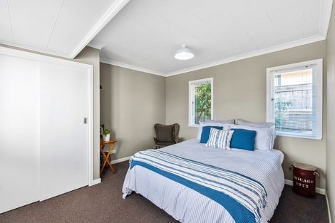 Photo of property in 53a Elizabeth Street, Waikanae, 5036