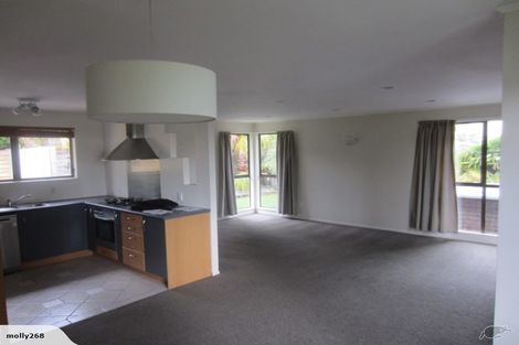 Photo of property in 53 Pemberton Avenue, Bayview, Auckland, 0629