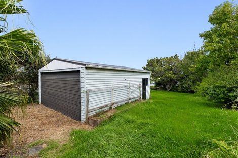 Photo of property in 92 Stanmore Bay Road, Stanmore Bay, Whangaparaoa, 0932