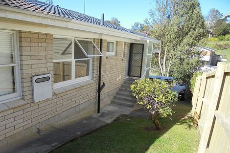 Photo of property in 1/24 Sovereign Place, Glenfield, Auckland, 0629
