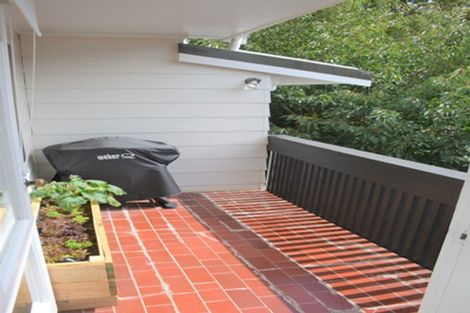 Photo of property in 76 Khandallah Road, Ngaio, Wellington, 6035