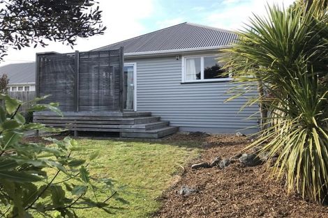 Photo of property in 113 Bowhill Road, New Brighton, Christchurch, 8083