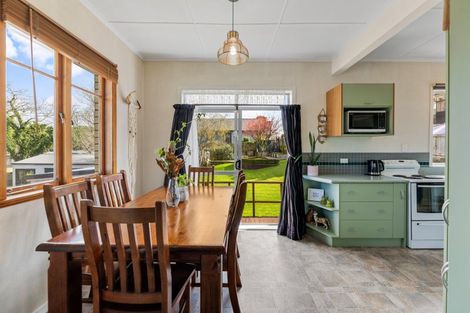 Photo of property in 28 Station Street, Tirau, 3410