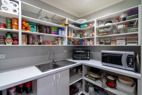 Photo of property in 80 Preston Avenue, West Melton, 7618