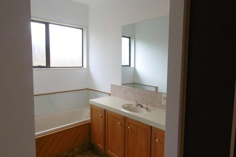 Photo of property in 1/149 West Harbour Drive, West Harbour, Auckland, 0618